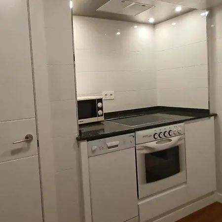 Apartmán Tranquilo Y Amplio Apartamento Proximidades Calatrava Parking Y Wifi Gratis Oviedo