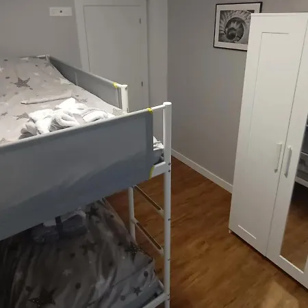 Tranquilo Y Amplio Apartamento Proximidades Calatrava Parking Y Wifi Gratis Apartment *