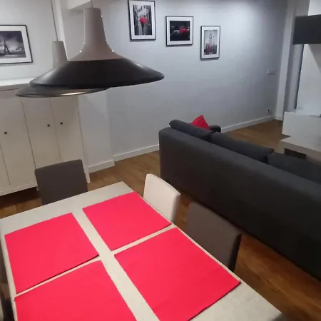 Tranquilo Y Amplio Apartamento Proximidades Calatrava Parking Y Wifi Gratis 公寓 *